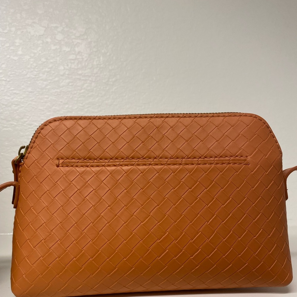 Camel brown crossbody bag